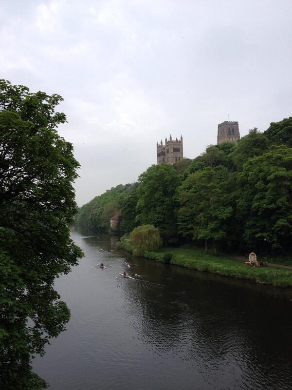 RichardDABurge's tweet photo. Last evening - my walk back from University Council in Durham @GREATBritain #knocksyoursocksoff http://t.co/eqxM3DjENR