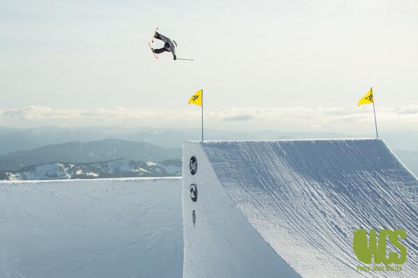 AlexHackel's tweet photo. Check out this photo from @thewcsession Taken by @JamieWalter1337 #wcs8 #mthood #Oregon http://t.co/YrSzdhkOMb