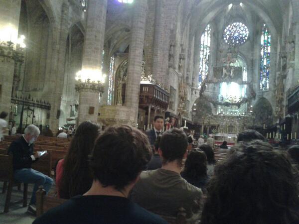 lauraaarv's tweet photo. Avui parlem de la gestió de la catedral de Mallorca. #LaSeu #UdGaMallorca http://t.co/JrkWQFhHfY