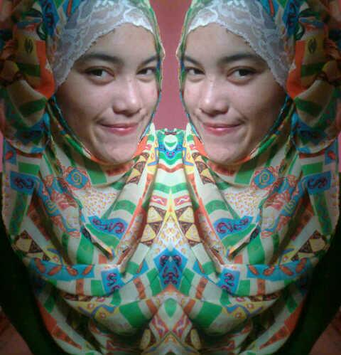 Azizahjoyek's tweet photo. Sesion hijab http://t.co/IfgvWVY7nf