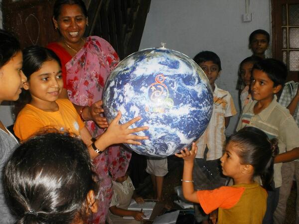 Pledge just €25 to <a href="/unawe/">Universe Awareness</a> <a href="/kickstarter/">Kickstarter</a> campaign and receive an Earthball! kickstarter.com/projects/unawe…