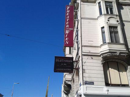 Wiener Festwochen (@wienfestwochen) on Twitter photo 19.30Uhr <a href="/WienFestwochen/">Wiener Festwochen</a> #Premiere #Bluthaus Oper von #GeorgFriedrichHaas Text #HändlKlaus festwochen.at/programmdetail… 19.30Uhr <a href="/WienFestwochen/">Wiener Festwochen</a> #Premiere #Bluthaus Oper von #GeorgFriedrichHaas Text #HändlKlaus festwochen.at/programmdetail…