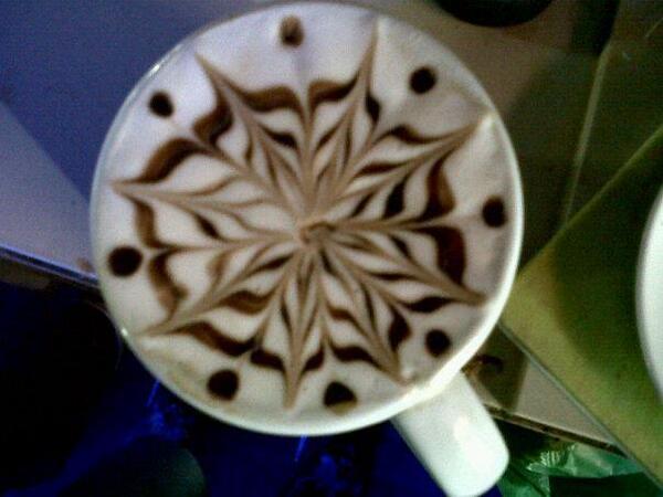 AdeHardiyanto's tweet photo. At Cafe cangkir http://t.co/HSaZ28UB2Z