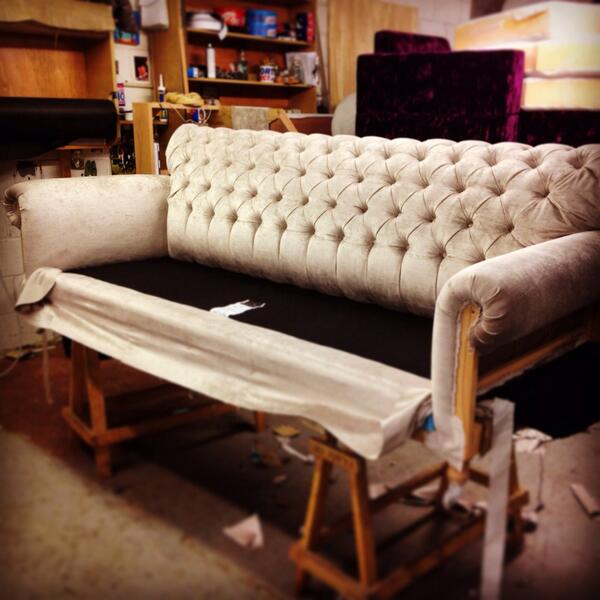 HeathUpholstery's tweet photo. Not a bad days #work #deepbutton #bespoke #sofa #luxury #upholstery #chesterfield http://t.co/3x0zxlu7Ym