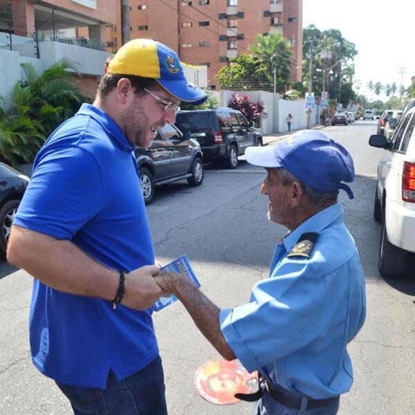 GustavoMarcano's tweet photo. #Lecheria entera recordara a MILLO por siempre ya q forma parte de nuestra memoria histórica. Gracias por tanto! QEPD http://t.co/TYn497jb5K