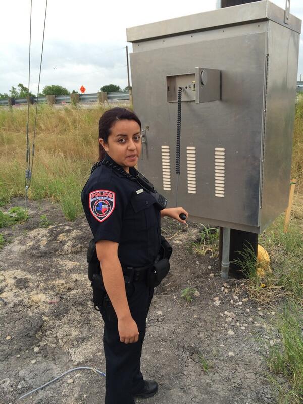 LPD7401's tweet photo. Training officer Peralta on operation of the traffic light at SH78 &amp; Lake Rd. http://t.co/rTZtz67eIw