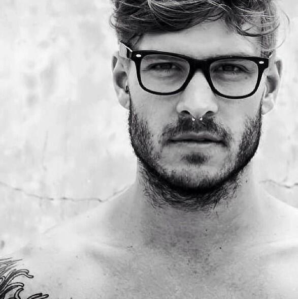 BeardsAndTats's tweet photo. RT/FAV #BeardsAndTats http://t.co/bj45WNZcIH