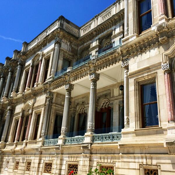 curtisheyne's tweet photo. The Ciragan Palace Kempinski in Istanbul is stunning. It's a remarkable  backdrop for this weekend's wedding. http://t.co/LaQaV5wcvG