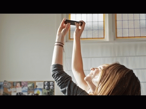 TheAnswerSAS's tweet photo. iPhone y Compañía de Ballet enseñan a bailar con el giroscopio (VIDEO)..[http://t.co/Pa5SF026wa] http://t.co/uaM3YlAp6L