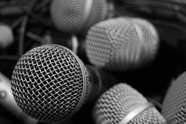 careercoach_ch's tweet photo. Learn how to do PR off the side of your desk with @jazkez + @uofinvoke http://t.co/wjVpOUMtCA #uofinvoke #PR http://t.co/SaYn6gaBUw