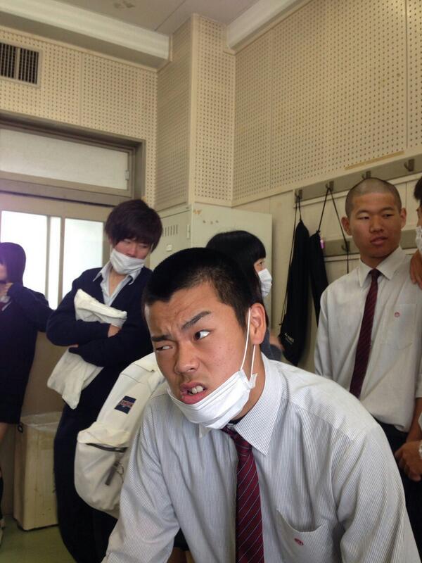 B_boyKaITo's tweet photo. @y_bb0704 @13YK40Mahalo べ、別に？ http://t.co/ULMlnlTBPR