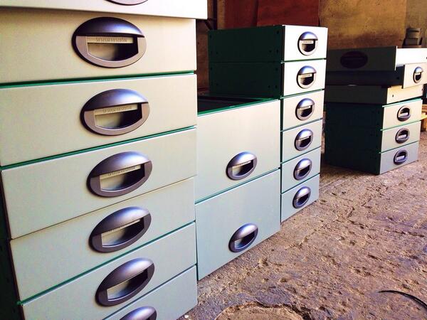 VanLineNI's tweet image. Drawers drawers and more drawers. This customer will definitely have a place for everything. #systemedstrom #racking