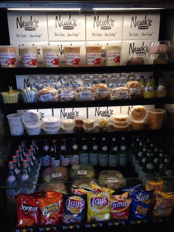 newkspringfield's tweet photo. Grab and go with a fresh healthy lunch. @officialSPS @JHABanking @lovesgfmo http://t.co/1stGYjVPmn