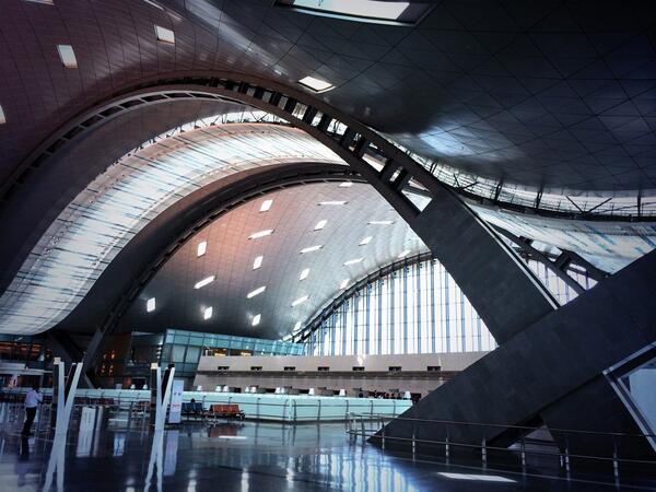 D_Gamble's tweet image. 10 days in Doha shooting Qatar's glorious new airport with 400 extras, steadycams and a fleet of octocopters. #Epic