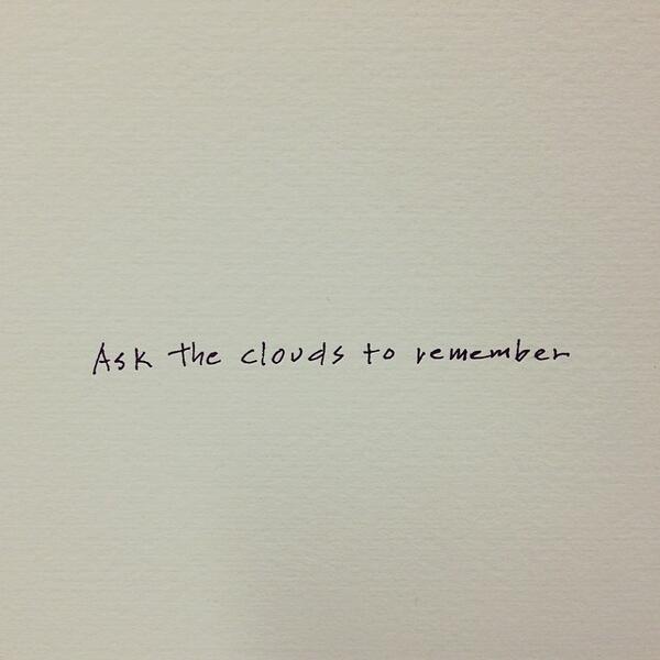 yokoono tweet picture