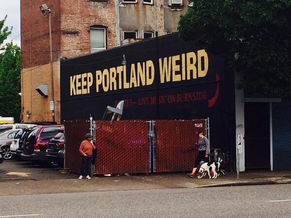 RachaelMarie080's tweet photo. Sad to leave Portland 😩 but I think we successfully kept it weird. @amkelquig http://t.co/MZem7hYHna