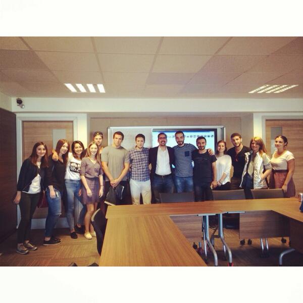 PinarHan's tweet image. Son dersimiiiiZ 😢 #BAU #Class2010