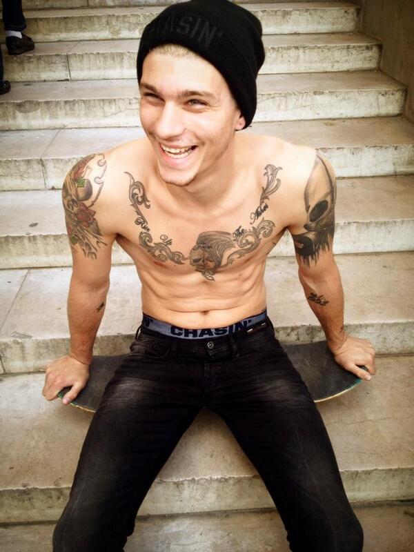 UCLAStevey's tweet photo. Sometimes it's good just to smile :) http://t.co/SGlECZ8YJW