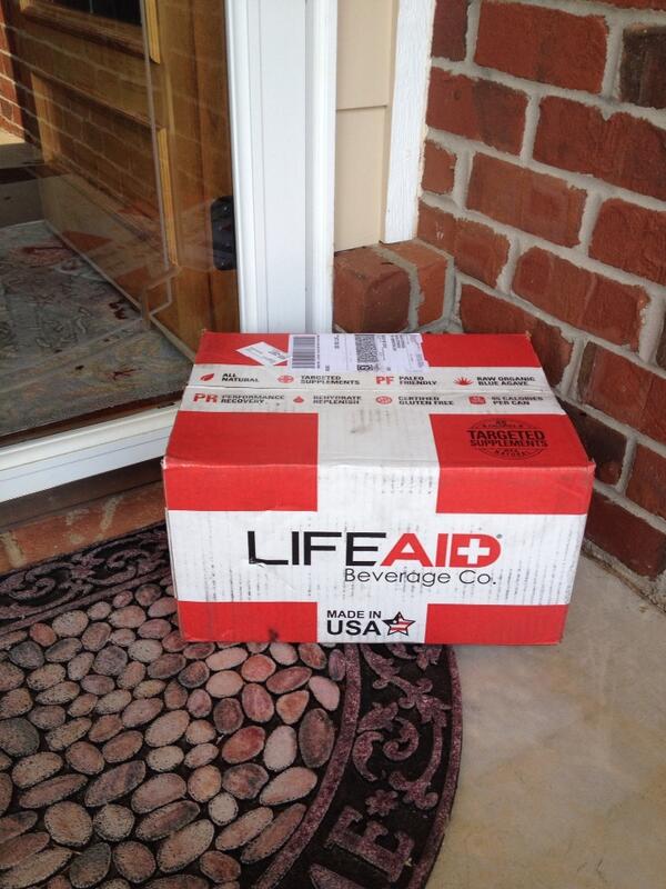 southern_strong's tweet photo. @drinkfitaid perfect way to be greeted when arriving home from a crushing workout! http://t.co/S5JzAxK1GM