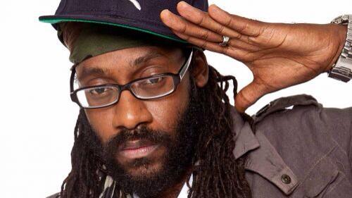 ReggaeTune's tweet photo. #Reggae Concert:06/05/2014 9:00 pm | Blue Note Jazz Festival Presents #TARRUSRILEY
...http://t.co/cRAavQv6cp http://t.co/2g5kQ7HSxN
