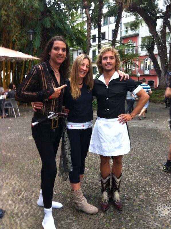 pablomacineira's tweet photo. Menudos carnavales nos pegamos eh?? @Lapeparock #laura8 http://t.co/D3ONVKM7li