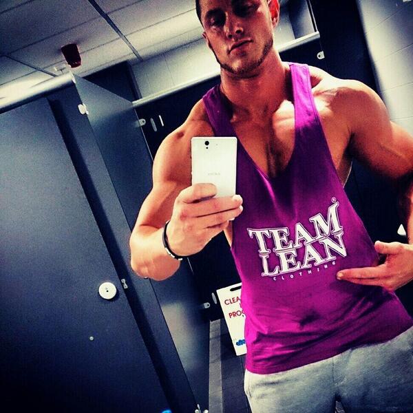 TeamLeanClothin's tweet photo. @shentfituk looking #ripped #awesome in our @TeamLean_NRG stringers. Grab yourself 1 http://t.co/IjT9T3KOuz #DoIt http://t.co/6W1Ii5dEvF