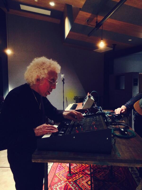 RobertoBaldi's tweet image. #RobertoBaldi #MalcolmCecil @TontoEHB @RBStudiosNY #StudioScience #RBMANYC  Living legend Malcom Cecil on my Synths!