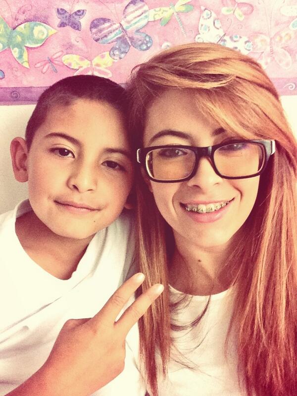 andrescantor15's tweet image. Te amo hermanita linda