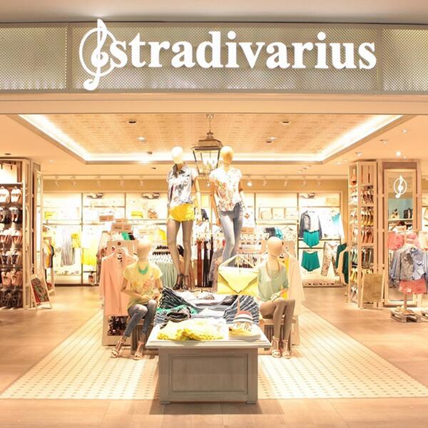 stradivarius's tweet image. ¡Hola México!  ¡Ya hemos abierto nuestra tienda en Playa del Carmen!  Ven hoy mismo a visitarnos #stradivarius