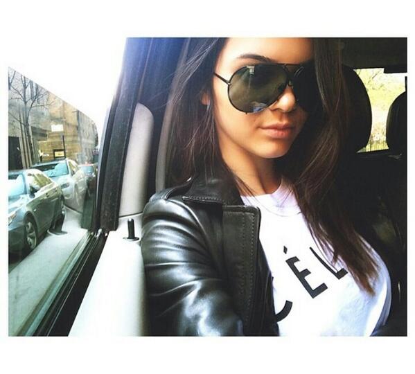 KingstonKendall's tweet photo. Sunny day ☀☀ http://t.co/gfZEGvTtx6