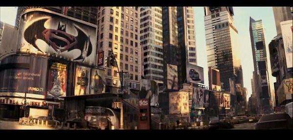 rafacuevasmesa's tweet photo. @Cinepolis MIENTRAS TANTO EN LA PELICULA "SOY LEYENDA (2007)"... http://t.co/oTxBlV5dQR