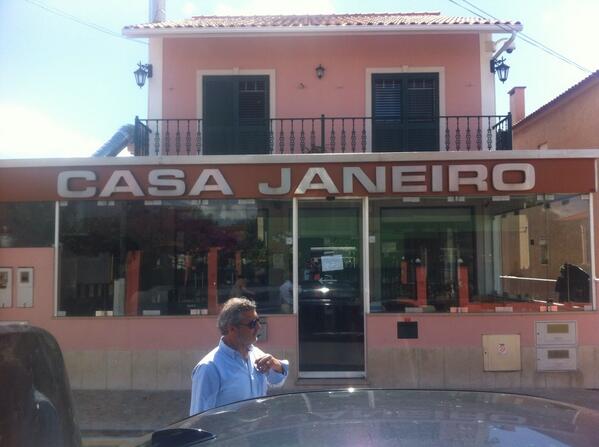 Best lunch in the Town of Lisbon!
Fish.....fresh from the ocean!
