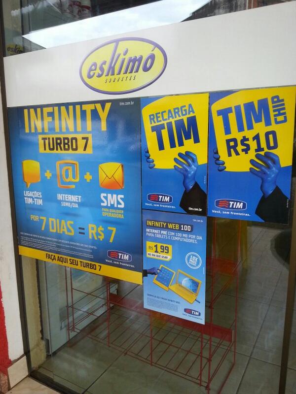 SIGMARRODRIGUES's tweet photo. Esquimo sorvetes, #padrãofifa @rcdresch @jonathansarment @guleitesilva @CleussoR @CleitonQuarelli http://t.co/nUxdScPdhs