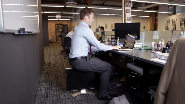 The Onion 10 Easy Exercises You Can Do At The Office Http T Co Ac4ukdnqgn Http T Co Lblcmoqsie Twitter