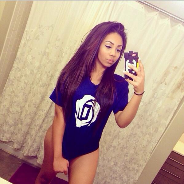 BadBlackGirls's tweet photo. #BadBlackGirls 😍 @AALEEYAHPETTY http://t.co/wQPz58MvcV