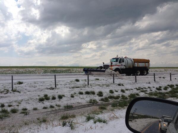 So much hail fell in #Denver, plows are needed to clear it away: #cowx  via @KirstenHorneWx