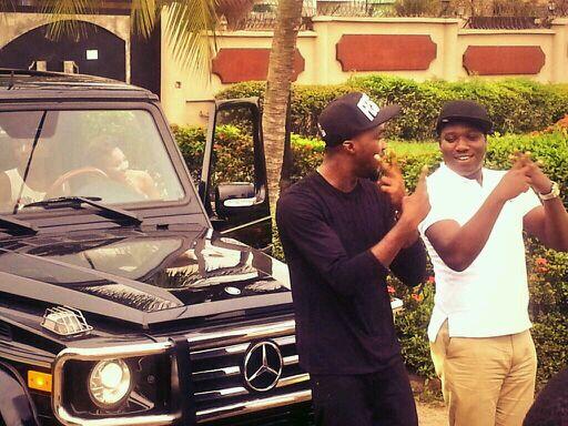 edigital24's tweet photo. @mazi_floss and @DaPiano turning things up at #MaLoLe video shoot ! #udo That G class tho .. ughh!! http://t.co/NvfHf7eDZG