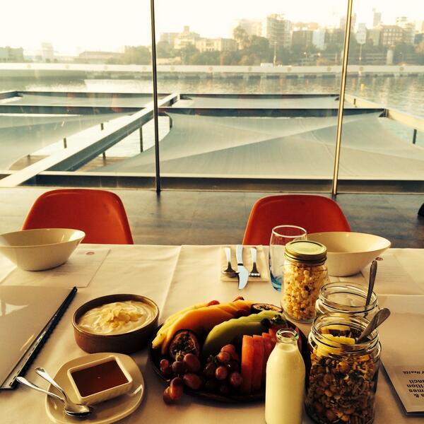 beatrixhon's tweet image. Brekkie with a view #GLNCWGICC