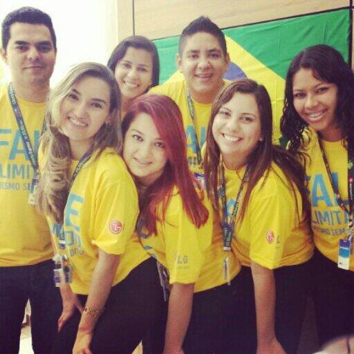 telecelaclaras's tweet photo. Venha fazer o seu controle aqui na TIM do Águas Claras Shopping
@Power_Dealer @PaulaTimdf http://t.co/A6nwEan1KJ