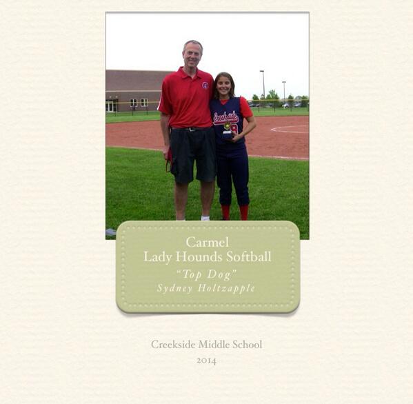 Sydney Holtzapple received the "Top Dog" award last night for being the top MS player in Carmel.  Well done #8.