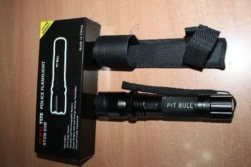 DISTRIBUIDORAV9's tweet photo. LinternaTáctica Pistola Con Choque Eléctrico ideal para defensa personal
de oferta en sus tres modelos http://t.co/BvEFlnBbN0