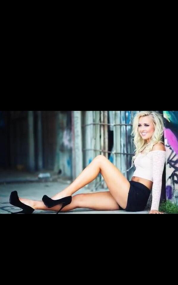 crockers79's tweet photo. WCW @CAjamieandries http://t.co/SQB7sPs3ne