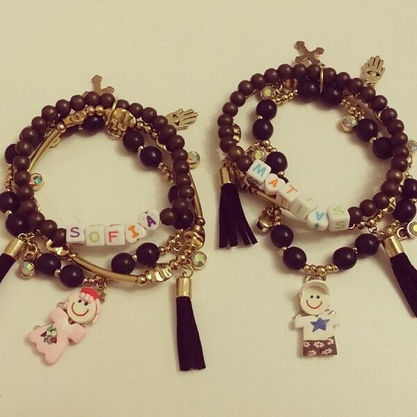 CCastiblancoAcc's tweet photo. @Conii1307 de ellos no pero como yo hago las pulseras una idea podria ser a este modelo escribirle One Direction y http://t.co/yLaSHC4DcM