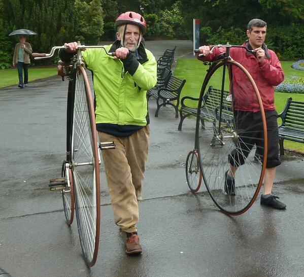 This is class! Ian Knox with his Penny Farthing via Roy White! <a href="/roywhite_ni/">Roy White</a> <a href="/sustransni/">SustransNI</a> #ianknox