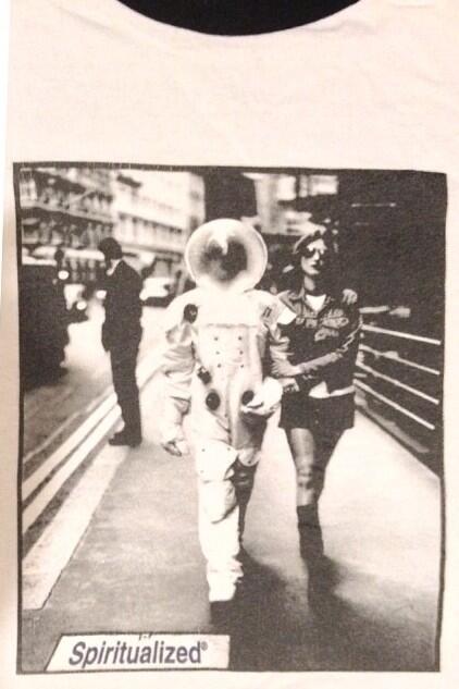 NicFitVintage's tweet photo. @officialSpzd picked up another 90's ringer #spiritualized shirt. #spacerock #vintagetee #vintage 🙌 http://t.co/j6FmXbihFt