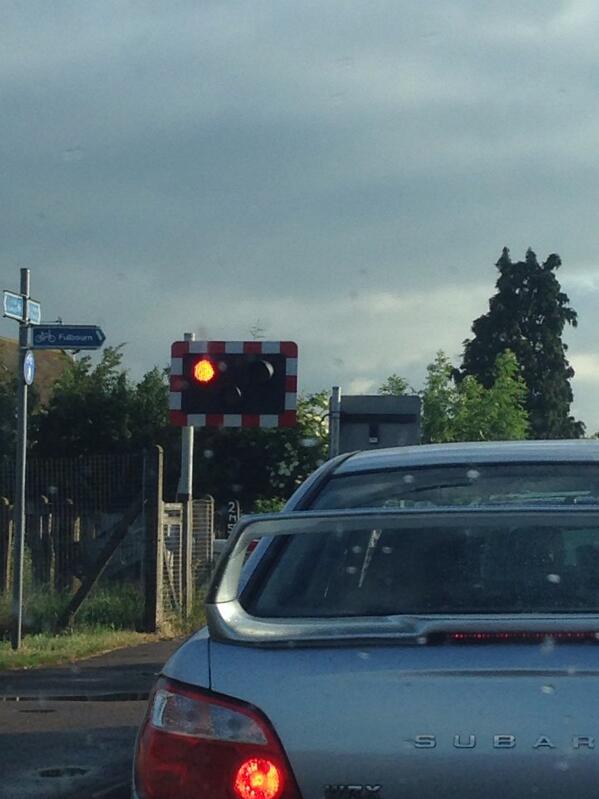 olicampbellPT's tweet photo. Two scoops of preworkout done and sitting at the train crossing 😳🔫 http://t.co/XbEhQeFySJ