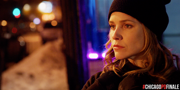 NBCChicagoPD's tweet photo. We got your back, Lindsay. #ChicagoPDFinale @SophiaBush http://t.co/1nnuVWlnL0