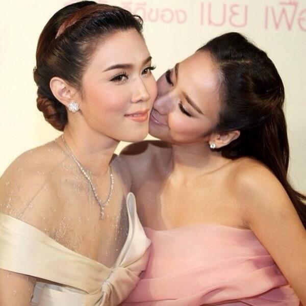 จุ๊บบบบบ 😘