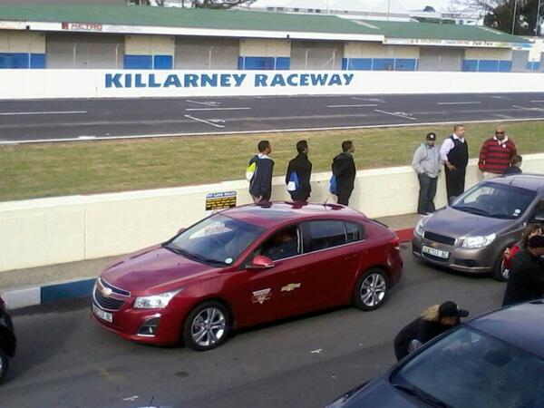 Ian Strauss tweet media