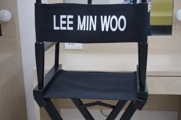 Mnet_Dancing9's tweet photo. <#댄싱9 시즌2 독점 취재: 댄싱9 현장을 말하다!>드래프트 현장, 블루아이와 레드윙즈 마스터 대기실 습격!..B-boy snake 는 누굴까~요? http://t.co/BpLNbq9Xbe